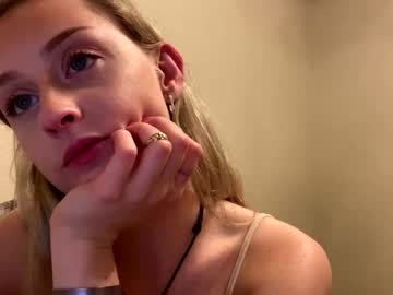 girl Chaturbat Sex Cams with tillyhall