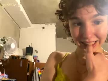 girl Chaturbat Sex Cams with iamskyec