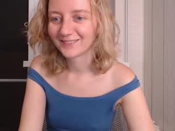 girl Chaturbat Sex Cams with elly_helly