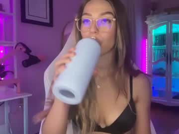 girl Chaturbat Sex Cams with montanabluee