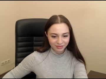 girl Chaturbat Sex Cams with milllie_brown