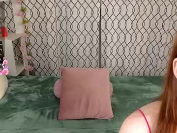 girl Chaturbat Sex Cams with lilleylakiki