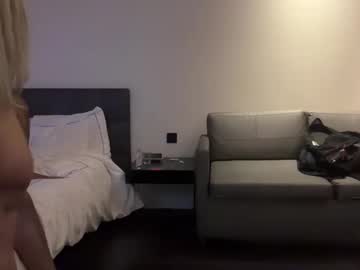 couple Chaturbat Sex Cams with adekhan91