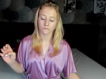 girl Chaturbat Sex Cams with emily_tayl0r