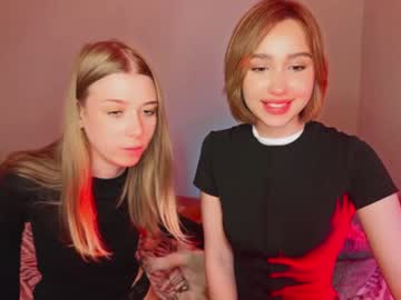 couple Chaturbat Sex Cams with cherrycherryladies