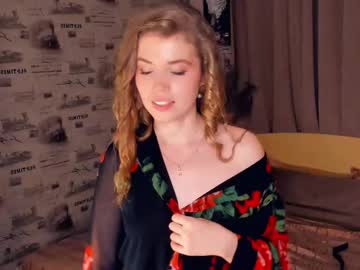 girl Chaturbat Sex Cams with chia_silver
