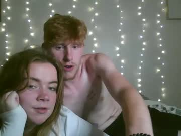couple Chaturbat Sex Cams with zekeee420