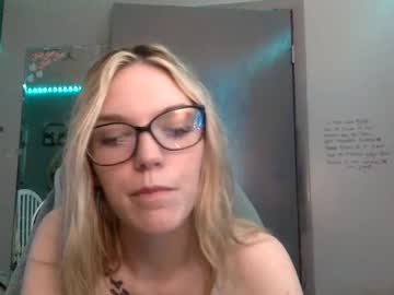 girl Chaturbat Sex Cams with lindsey_love122