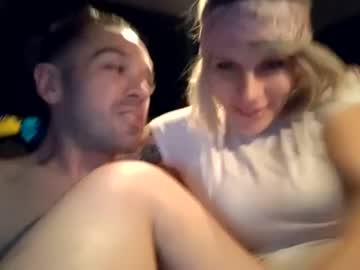 couple Chaturbat Sex Cams with evol_love702