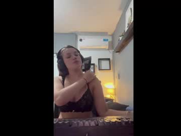 girl Chaturbat Sex Cams with eemilyyyy19