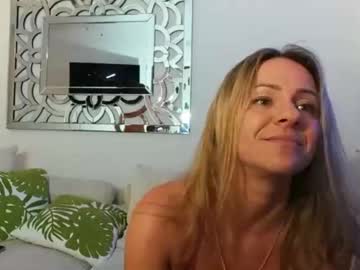 couple Chaturbat Sex Cams with linda_luxe